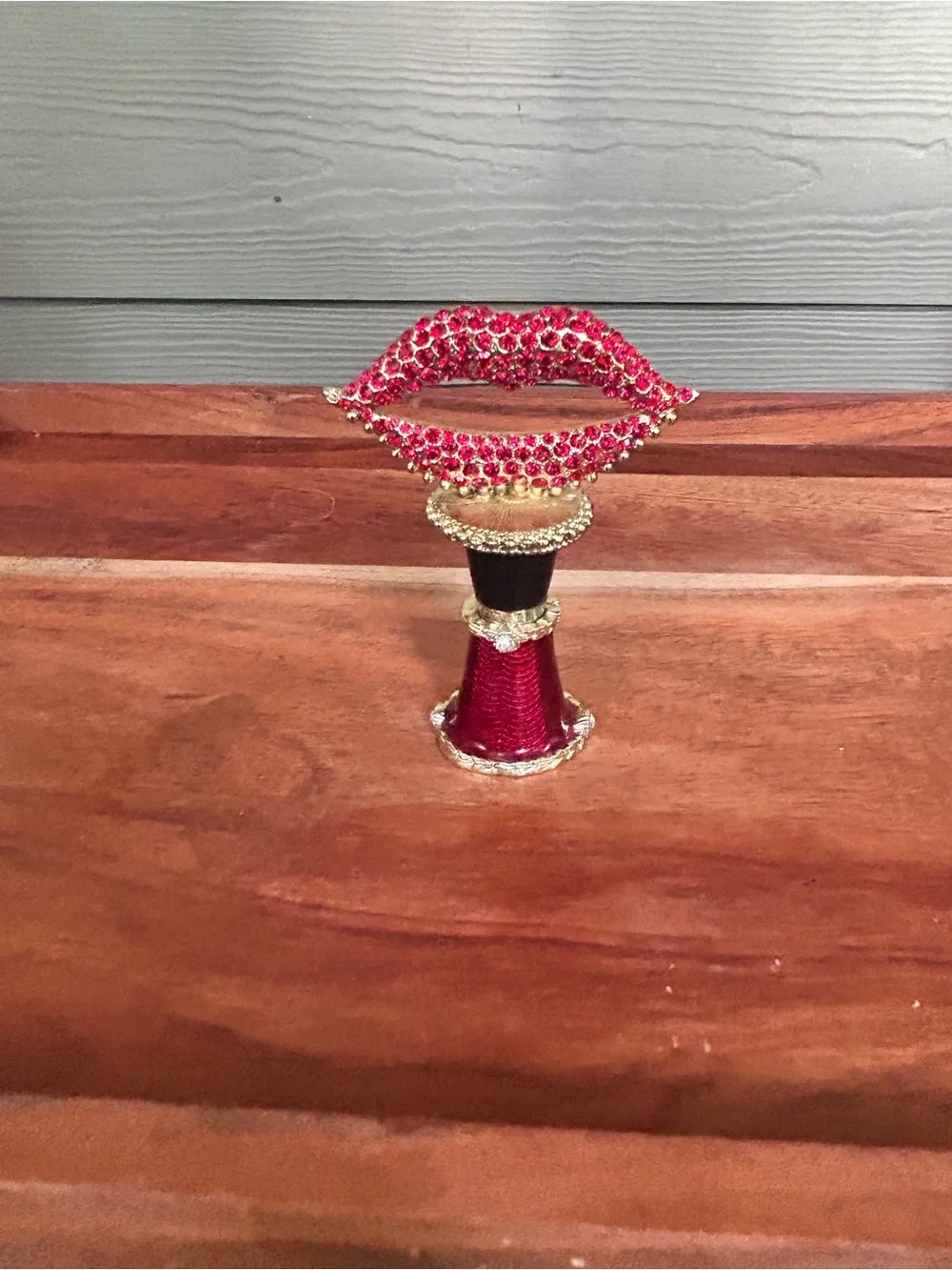 Olivia Riegel - Ruby Luscious Lips Swarovski Crystal Bottle Stopper and Stand
